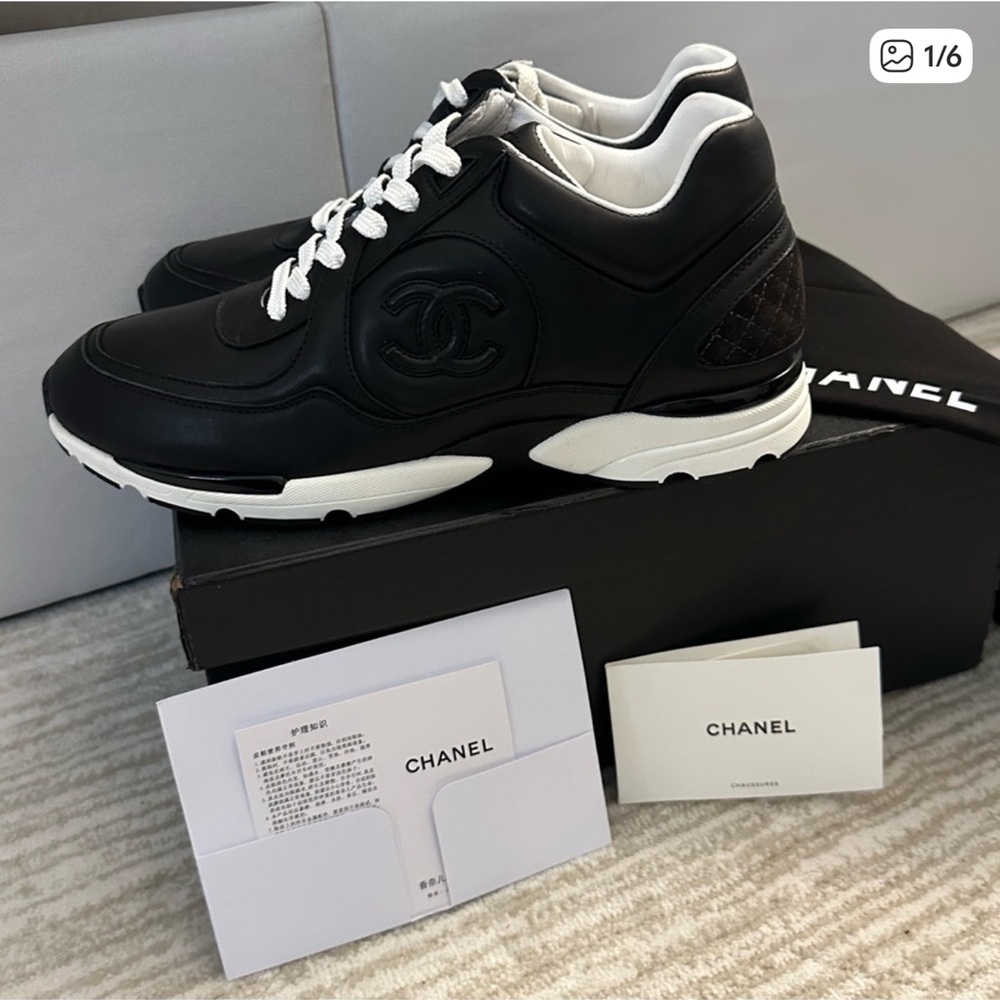 COPY - Chanel 2023 Interlocking CC Logo Sneakers